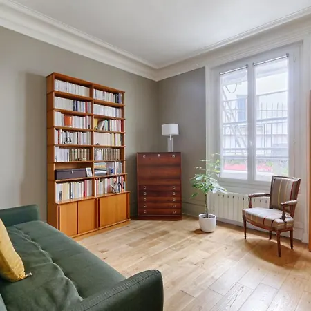 Residor - Haussmanian Flat In The Heart Of *